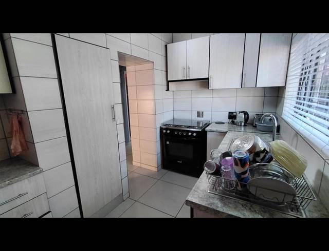 3 BEDROOM HOUSE FOR SALE IN BRACKENDOWNS